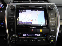 2017 TOYOTA CAMRY HYBRID XLE CUIR TOIT NAVI CAMERA MAGS 2017 TOYOTA CAMRY HYBRID XLE AVEC NAVIGATION... (image 1)