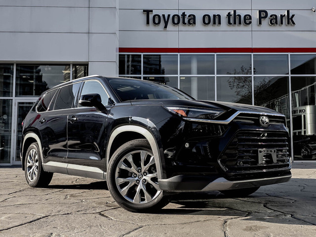2024 Toyota Grand Highlander Hybrid Limited AWD in Cars & Trucks in City of Toronto - Image 2