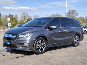 2020 Honda Odyssey Touring| Leather | Sunroof | DVD | Nav | Cooled + Heated Seats | Heated Steering | and More !