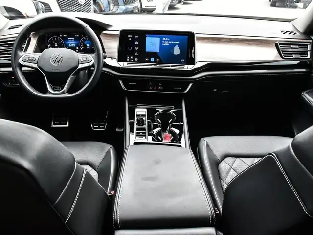 2024 Volkswagen Atlas 2.0 TSI Execline One Owner, No Accident... in Cars & Trucks in Oakville / Halton Region - Image 25