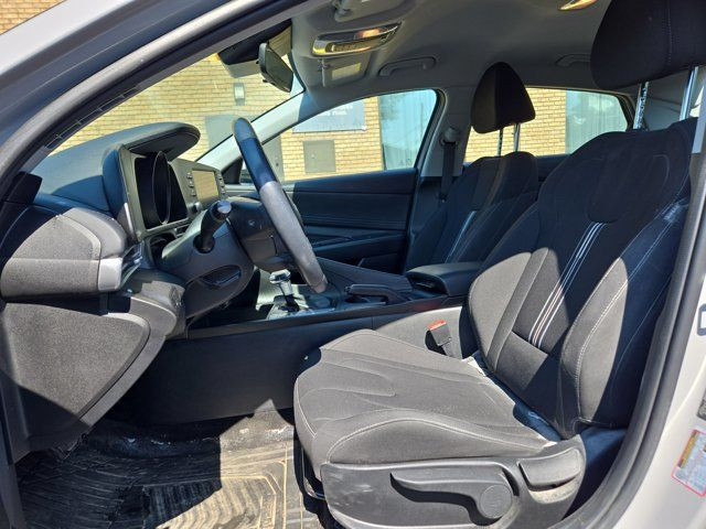 2023 Hyundai Elantra Preferred | Apple CarPlay | Android Auto in Cars & Trucks in Guelph - Image 3