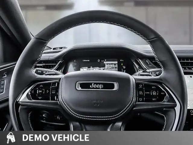 2023 Jeep Grand Cherokee 4xe Overland | Ex-Demo | Hybrid in Cars & Trucks in Tricities/Pitt/Maple - Image 13