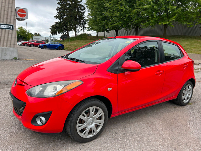2012 Mazda 2 GX in Cars & Trucks in Markham / York Region