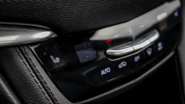 2021 Cadillac XT5 AWD Premium Luxury | Driver Awareness Package in Cars & Trucks in Guelph - Image 25