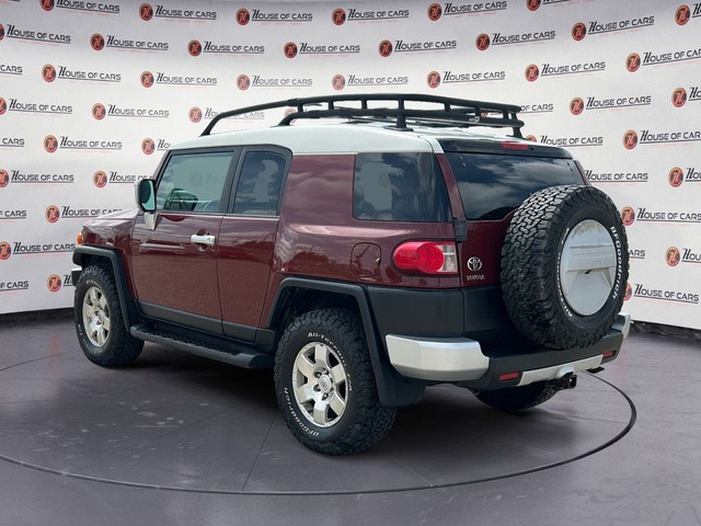 2009 Toyota FJ Cruiser 4WD 4dr Auto / Back up cam in Cars & Trucks in Calgary - Image 4