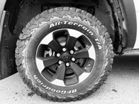 This Ram 1500 has a powerful Intercooled Turbo Diesel V-6 3.0 L/182 engine powering this Automatic t... (image 6)