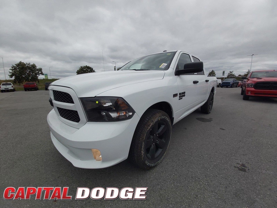 2022 Ram 1500 Classic EXPRESS