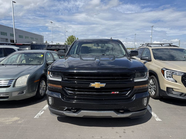 2018 Chevrolet Silverado 1500 LT in Cars & Trucks in Calgary - Image 2