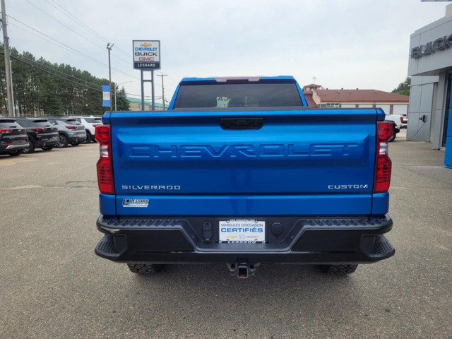 2023 CHEVROLET Silverado 1500 CUSTOM TRAIL BOSS, 4X4, CREW CAB,  in Cars & Trucks in Shawinigan - Image 3