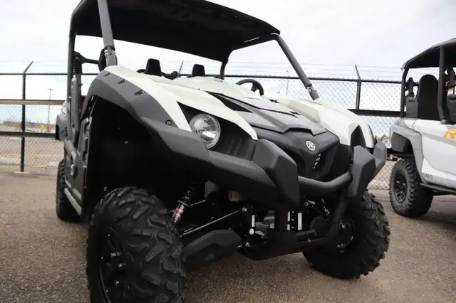 2025 Yamaha Viking SE Winter White in ATVs in Edmonton - Image 2