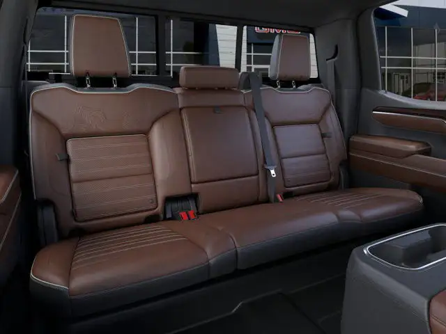 2025 GMC Sierra 1500 Crew Cab Denali Ultimate dans Autos et camions dans Ville d’Edmonton - Image 18