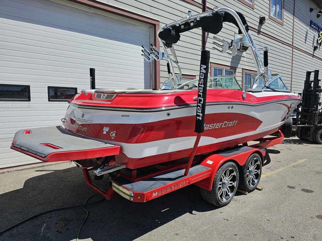 2013 Mastercraft X30 FINANCING AVAILABLE in Powerboats & Motorboats in Vancouver - Image 3