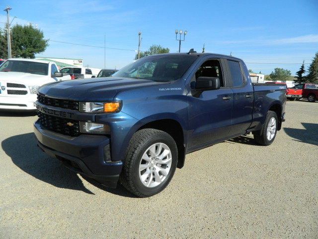 2019 Chevrolet Silverado 1500 Custom 4x4 / Double cab four door  in Cars & Trucks in Edmonton