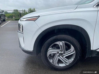 ==== 2022 Hyundai Santa Fe Preferred AWD | Heated Seats & Steering | CarPlay ==== Spacious, stylish,... (image 8)