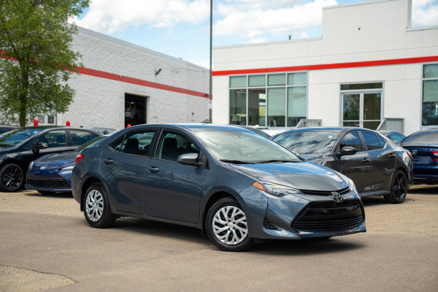 2018 Toyota Corolla LE in Cars & Trucks in Edmonton - Image 2