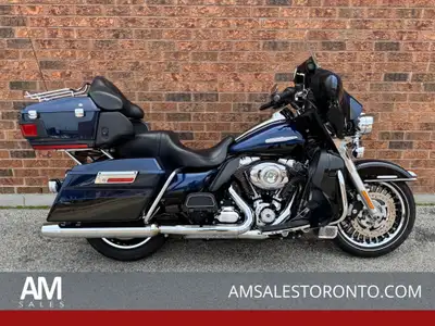Canadian Ultra Limited in Big Blue Pearl with only 54,000 KM, 103ci, 6-speed, Heated grips, cruise c...