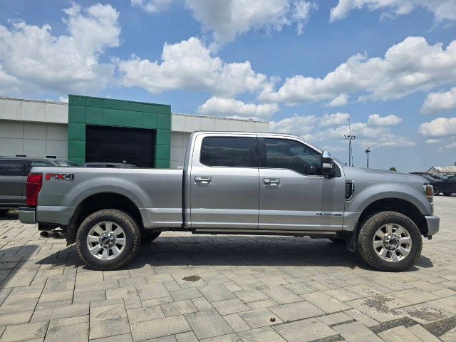 2020 Ford Super Duty F-250 SRW in Cars & Trucks in Ottawa - Image 4