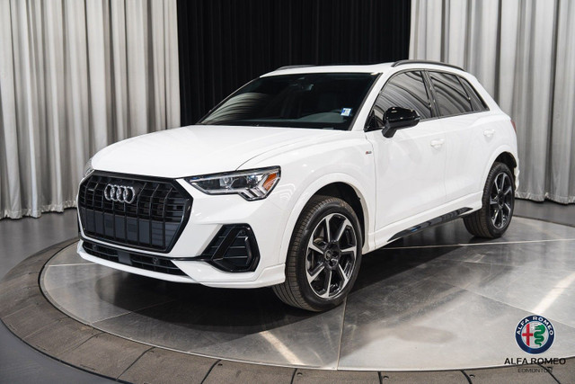 2024 Audi Q3 45 Progressiv CLEAN TITLE | ONE OWNER | LOW KMs in Cars & Trucks in Edmonton
