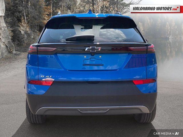 2023 Chevrolet Bolt EUV in Cars & Trucks in Hamilton - Image 4