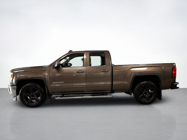 2015 GMC Sierra 1500 SLE | 5.3L | Double Cab | Tonneau Cover in Cars & Trucks in Calgary - Image 2