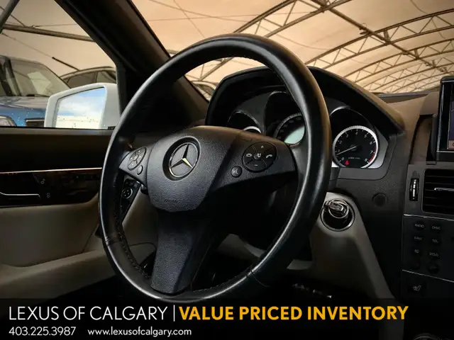2010 Mercedes-Benz C-Class in Cars & Trucks in Calgary - Image 23