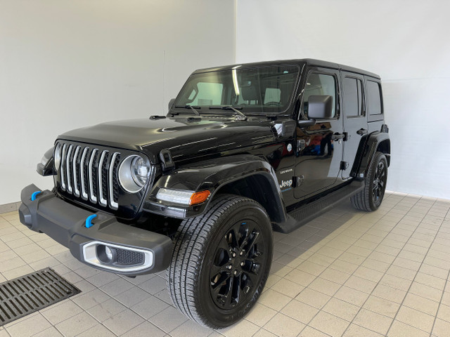 2023 Jeep Wrangler 4xe Sahara 4X4 | CUIR | ÉCRAN TACTILE | SIÈGE in Cars & Trucks in Laval / North Shore