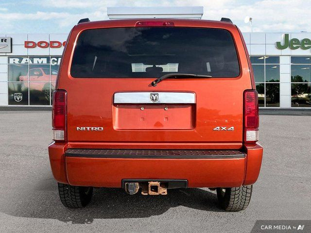 2007 Dodge Nitro SLT 4x4 Sunroof Leather in Cars & Trucks in St. Albert - Image 4