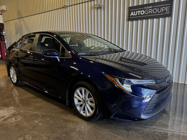 2024 Toyota Corolla LE Auto AC Cam Toit in Cars & Trucks in Gatineau