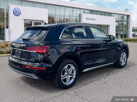 This Audi Q5 boasts a Intercooled Turbo Gas/Electric I-4 2.0 L/121 engine powering this Automatic tr... (image 4)