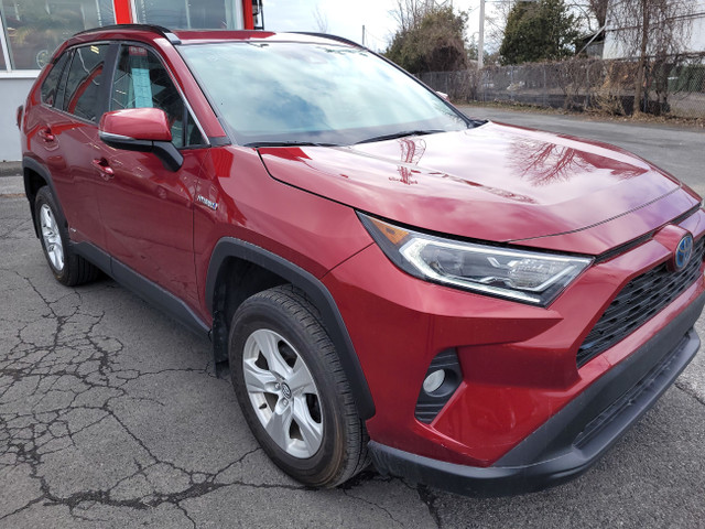 2020 Toyota RAV4 Hybrid XLE**TOIT*BLUETOOTH**CAMÉRA**AWD in Cars & Trucks in Longueuil / South Shore - Image 4