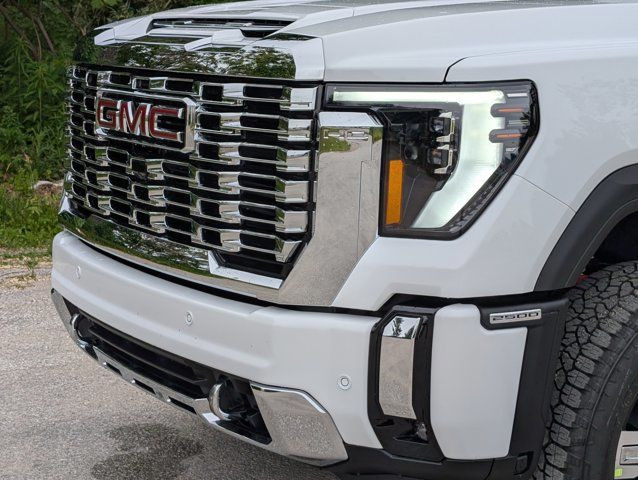 2025 GMC Sierra 2500HD Denali- Max Trailering Pkg - Tech Pkg in Cars & Trucks in Barrie - Image 2
