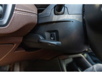 CLEAN CARFAX, LOW KILOMETRES! - Leather - Sunroof - Navigation - Heated Seats - Push Button Start -... (image 8)