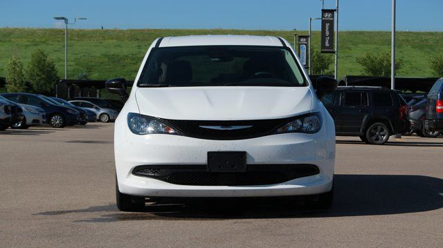 2024 Chrysler Grand Caravan SXT in Cars & Trucks in Calgary - Image 4