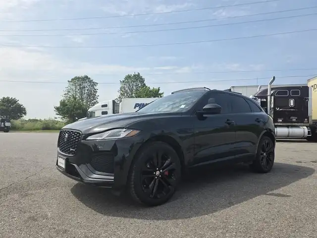 2023 Jaguar F-PACE P250 AWD S in Cars & Trucks in Oshawa / Durham Region - Image 2