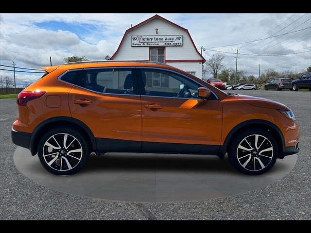 2017 Nissan Qashqai SL in Cars & Trucks in Kingston - Image 2