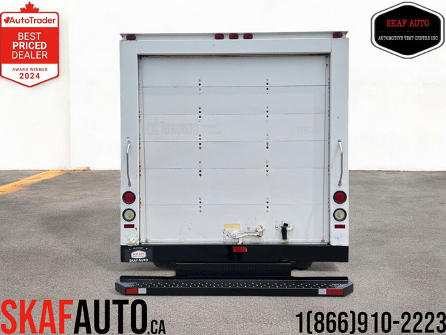 2002 Ford Econoline 16 FT BOX! 7.3L DIESEL! LOW KM! ONE OWNER! in Cars & Trucks in Mississauga / Peel Region - Image 4