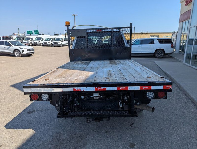 2023 Ford Super Duty F-350 SRW XLT in Cars & Trucks in Saskatoon - Image 4
