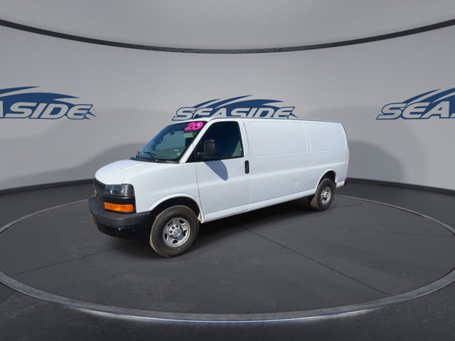  2020 Chevrolet Express Cargo Van in Cars & Trucks in Moncton - Image 4