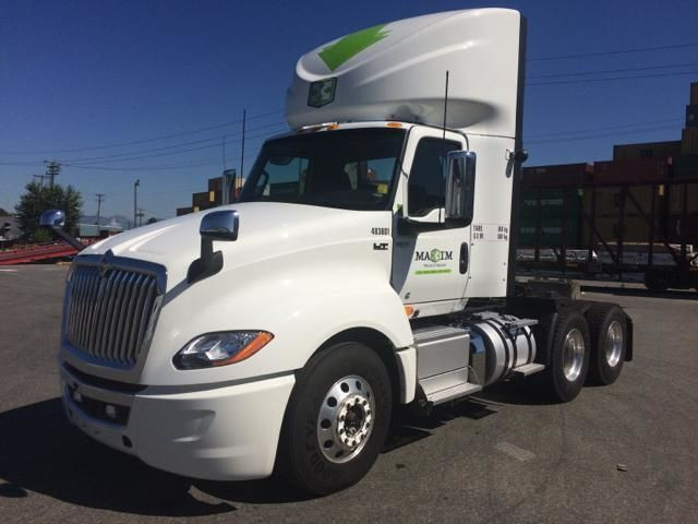 2018 International LT625 Daycab, Used Day Cab Tractor in Heavy Trucks in Delta/Surrey/Langley - Image 3