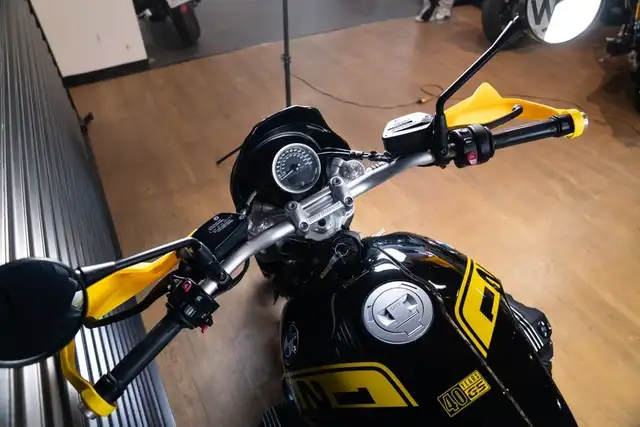 2021 BMW R NINET URBAN 1200CC-BLACK! in Street, Cruisers & Choppers in Edmonton - Image 6