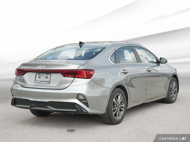 2022 Kia Forte EX | Heated Steering Wheel | Cpo | Lane Keep in Cars & Trucks in Hamilton - Image 3