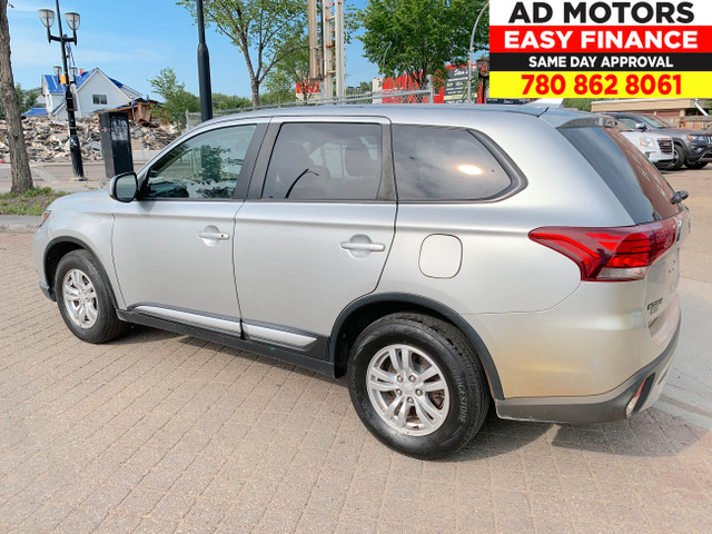 2019 Mitsubishi Outlander 4x4 ES AWC sharp looking in Cars & Trucks in Edmonton - Image 4
