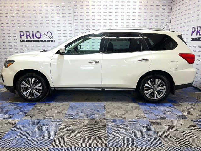 2018 Nissan Pathfinder in Cars & Trucks in Ottawa - Image 2