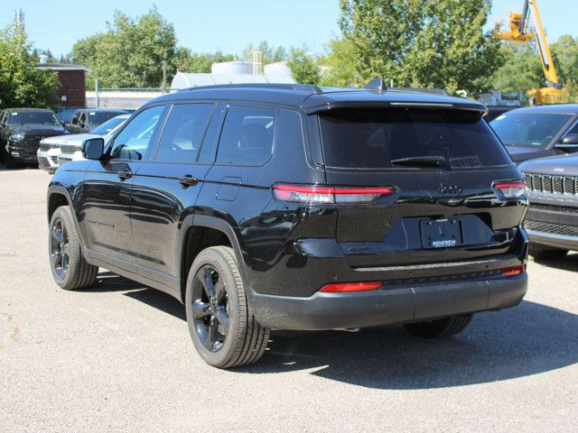 2025 Jeep Grand Cherokee L Altitude 4x4, Sunroof, Wireless in Cars & Trucks in Calgary - Image 3