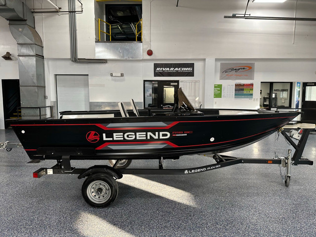 2023 LEGEND R15 SC in Powerboats & Motorboats in Saint John