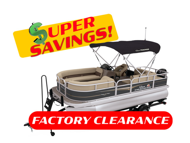 pontoon boat 2023 SUNTRACKER Party Barge 18 DLX in Powerboats & Motorboats in Vernon