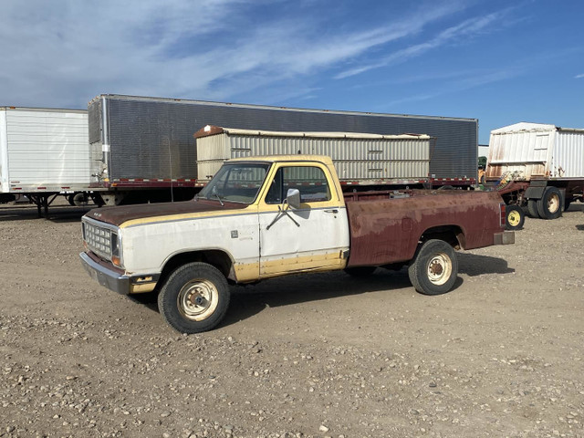 1981 Dodge D250 in Cars & Trucks in Edmonton