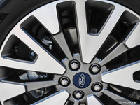 Crowfoot Hyundai, AMVIC Licensed Dealer Why This Is The ESCAPE HYBRID For YOU: All-Wheel-Drive 2.5L... (image 9)