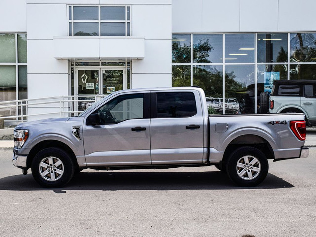 2022 Ford F-150 XLT 4WD Crew 5.5' Box 2.7L Eco Low Km One Owner in Cars & Trucks in Winnipeg - Image 4