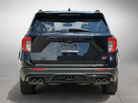This Ford Explorer delivers a Twin Turbo Premium Unleaded V-6 3.0 L engine powering this Automatic t... (image 5)